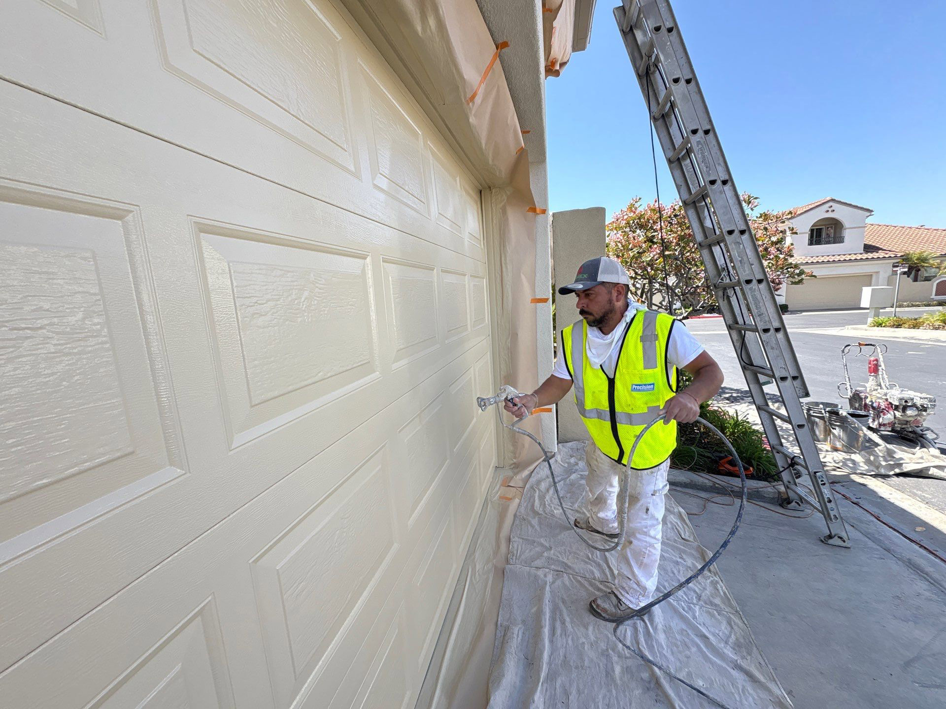 Painting & Reconstruction Services for HOAs and Condos